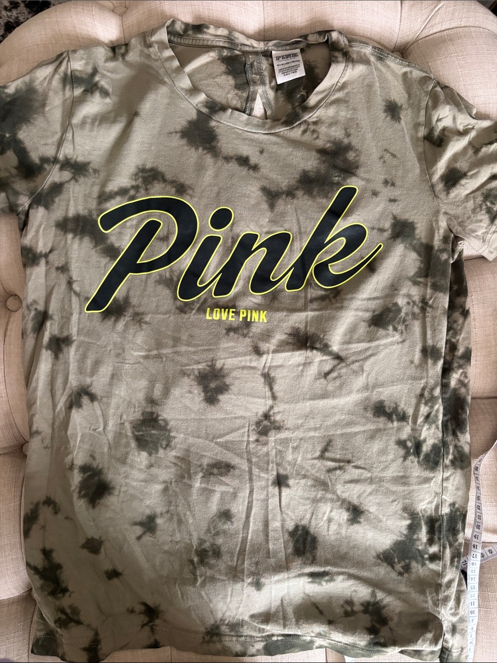 PINK Victoria's Secret Olive Green Tie-Dye Logo Tee with Black & Neon Accent